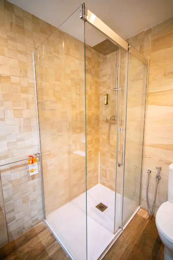 Sv Chrome Hotel Abuja Kültér fotó