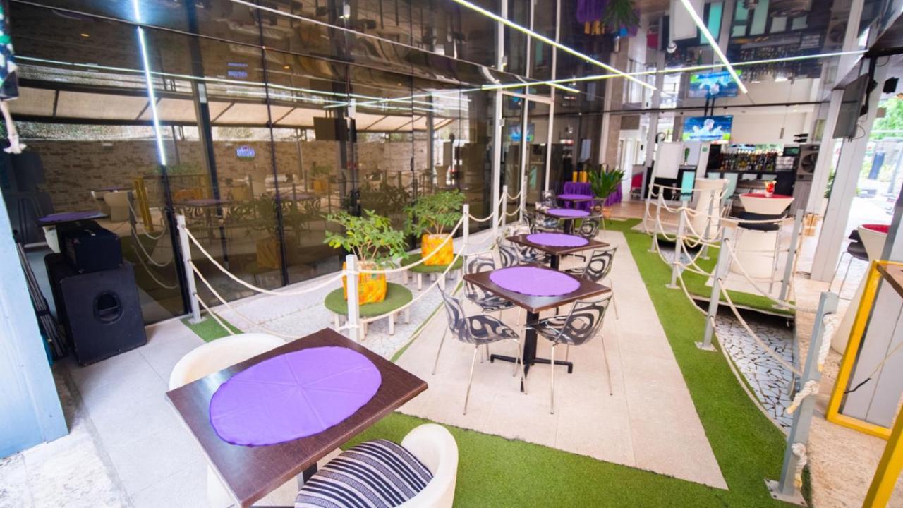 Sv Chrome Hotel Abuja Kültér fotó